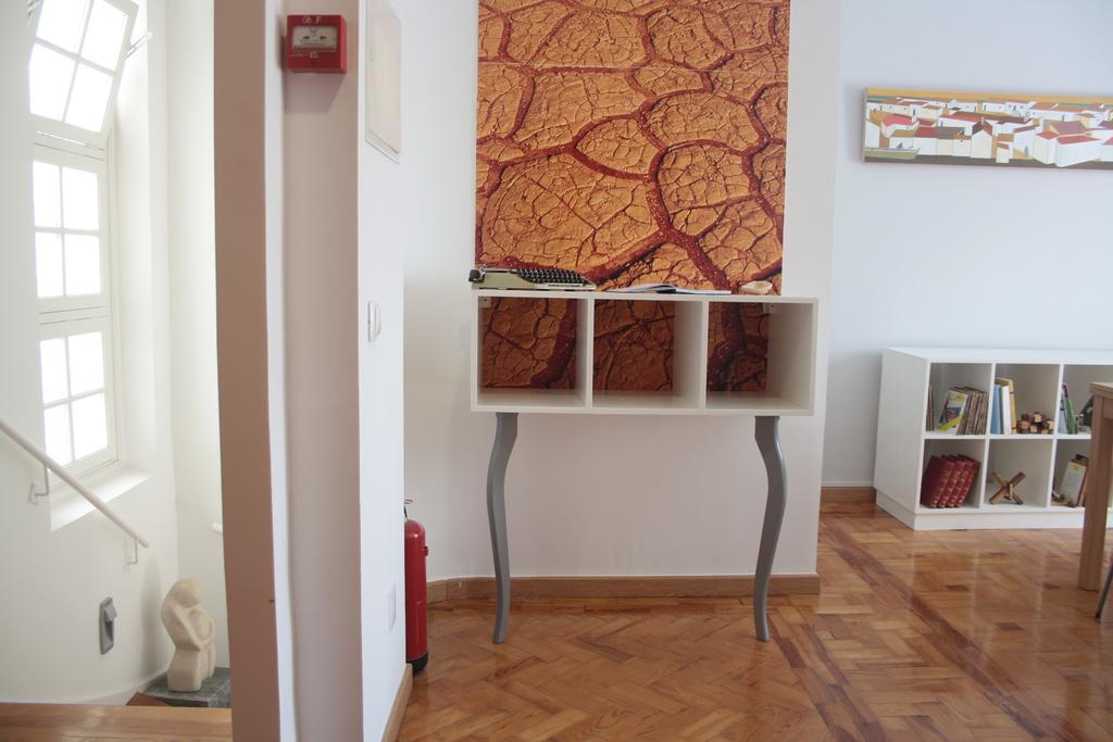 City Stork Hostel ปอร์ติเมา ภายนอก รูปภาพ